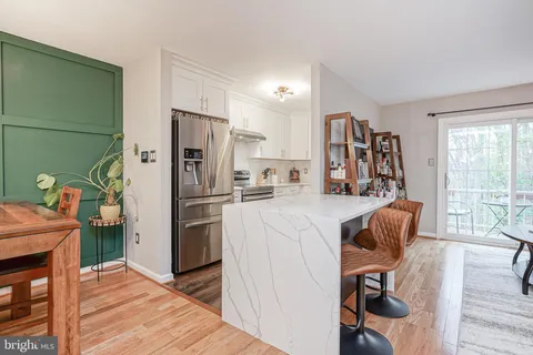 111 Ashby Court, Mount Laurel, NJ MLS: NJBL2084144