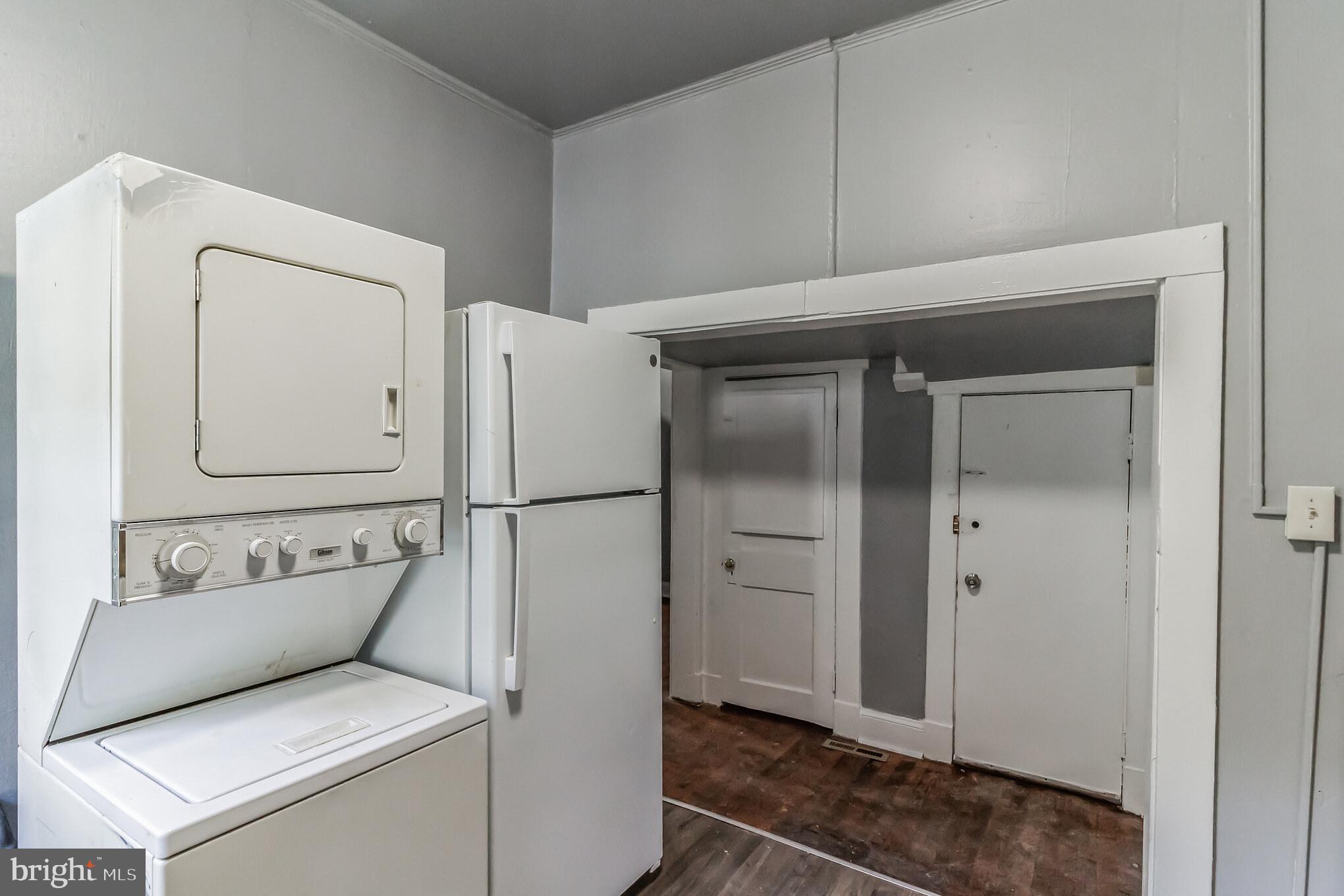 GWYNN OAK - Residential Income