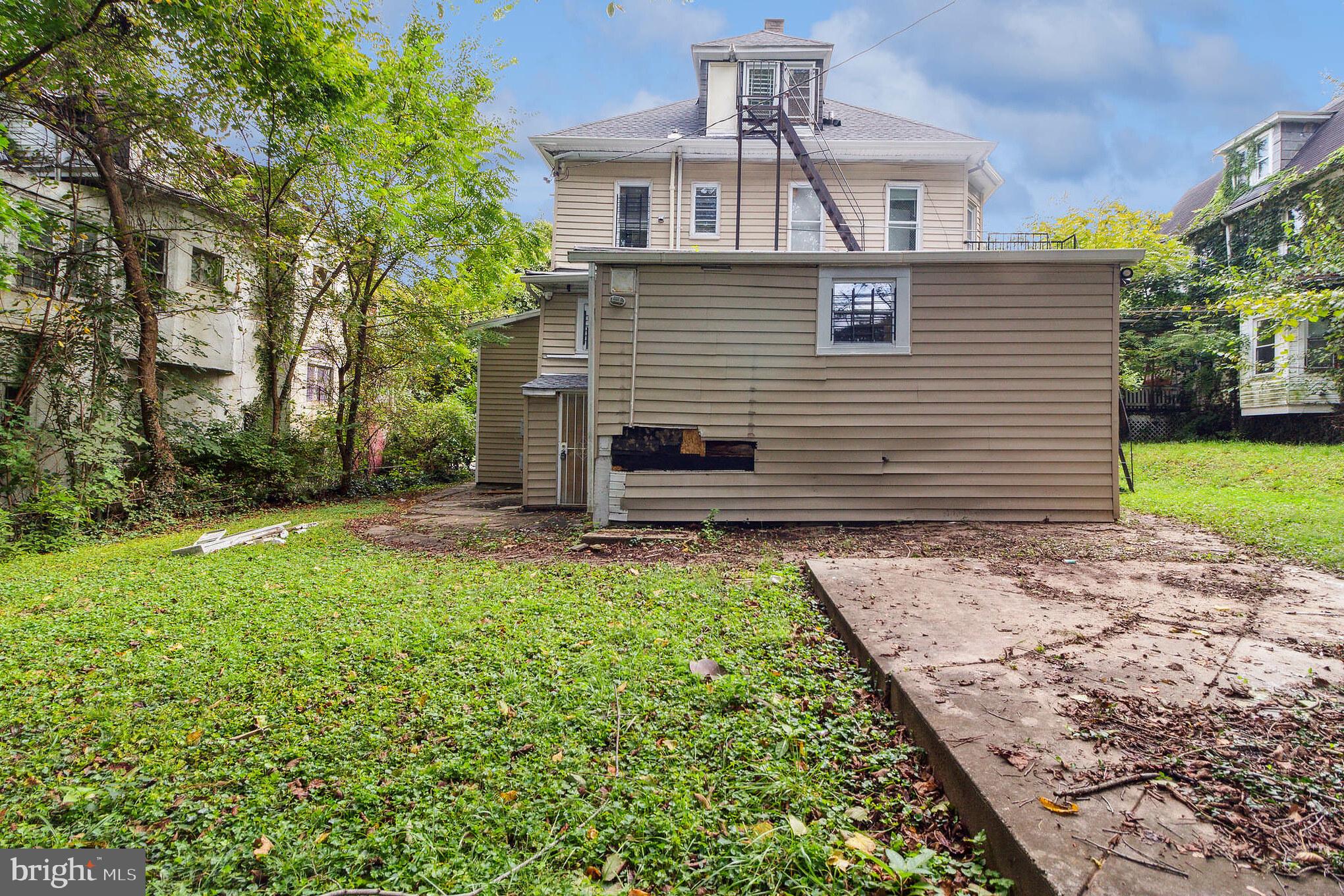 GWYNN OAK - Residential Income
