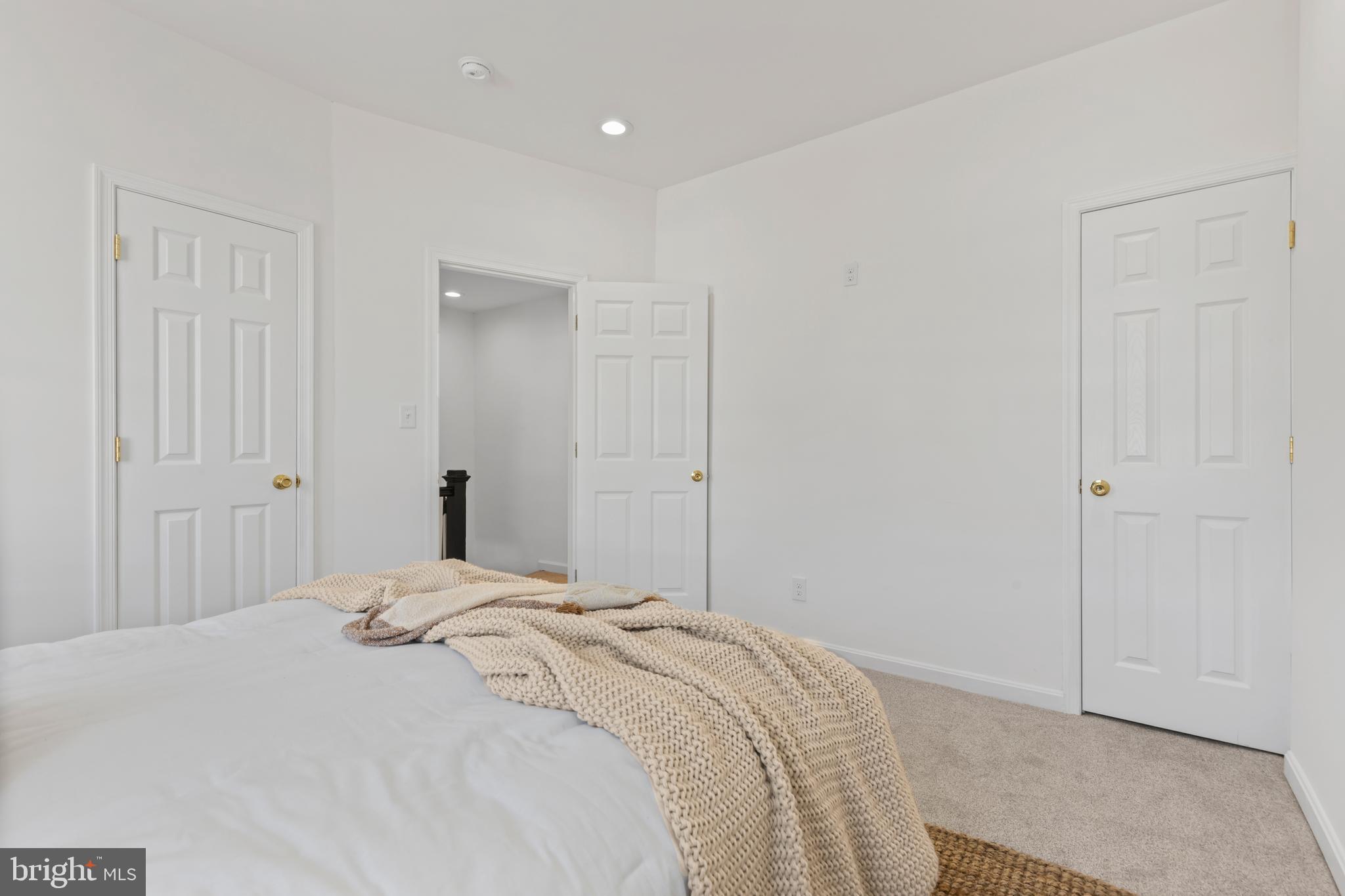 RICHNOR SPRINGS - Residential