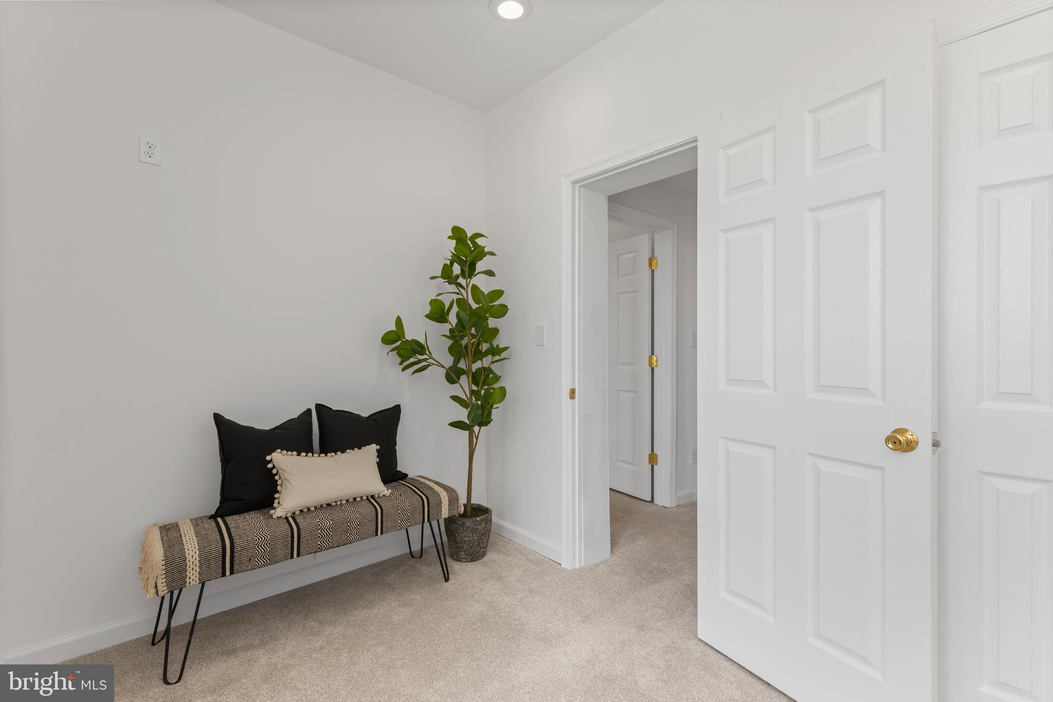 RICHNOR SPRINGS - Residential