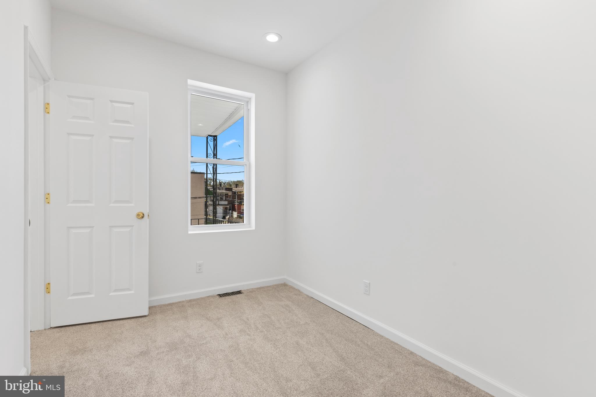 RICHNOR SPRINGS - Residential