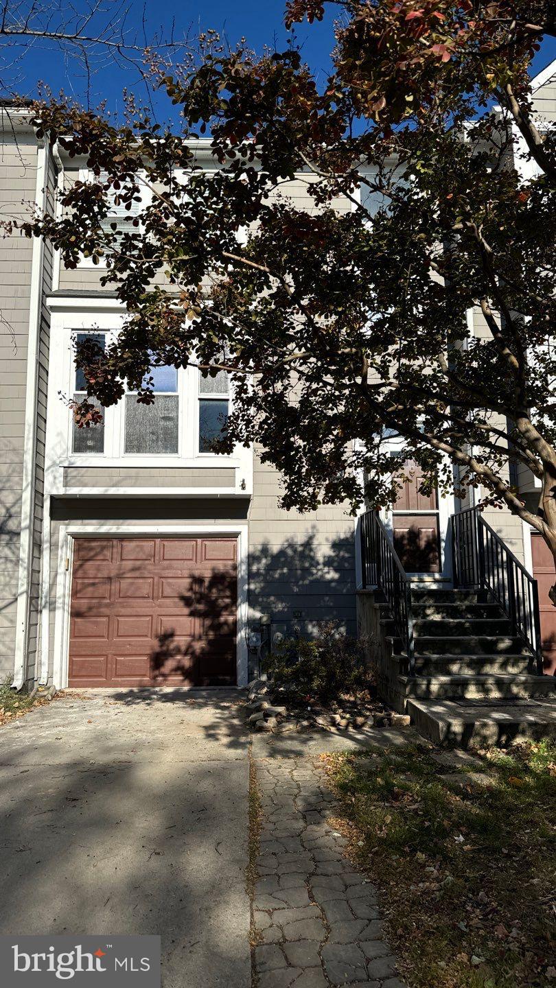 WOODLAND VILLAGE - Residential Lease