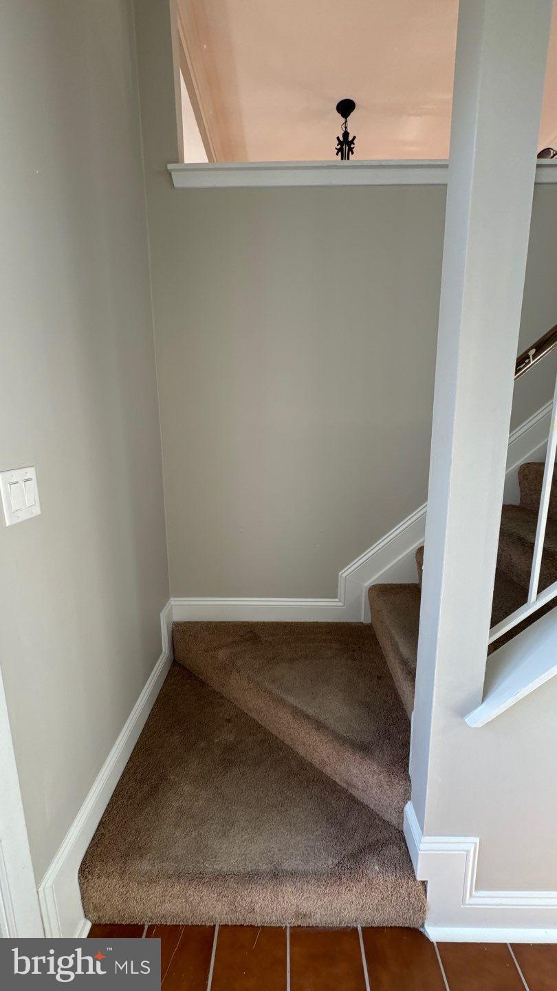 WOODLAND VILLAGE - Residential Lease