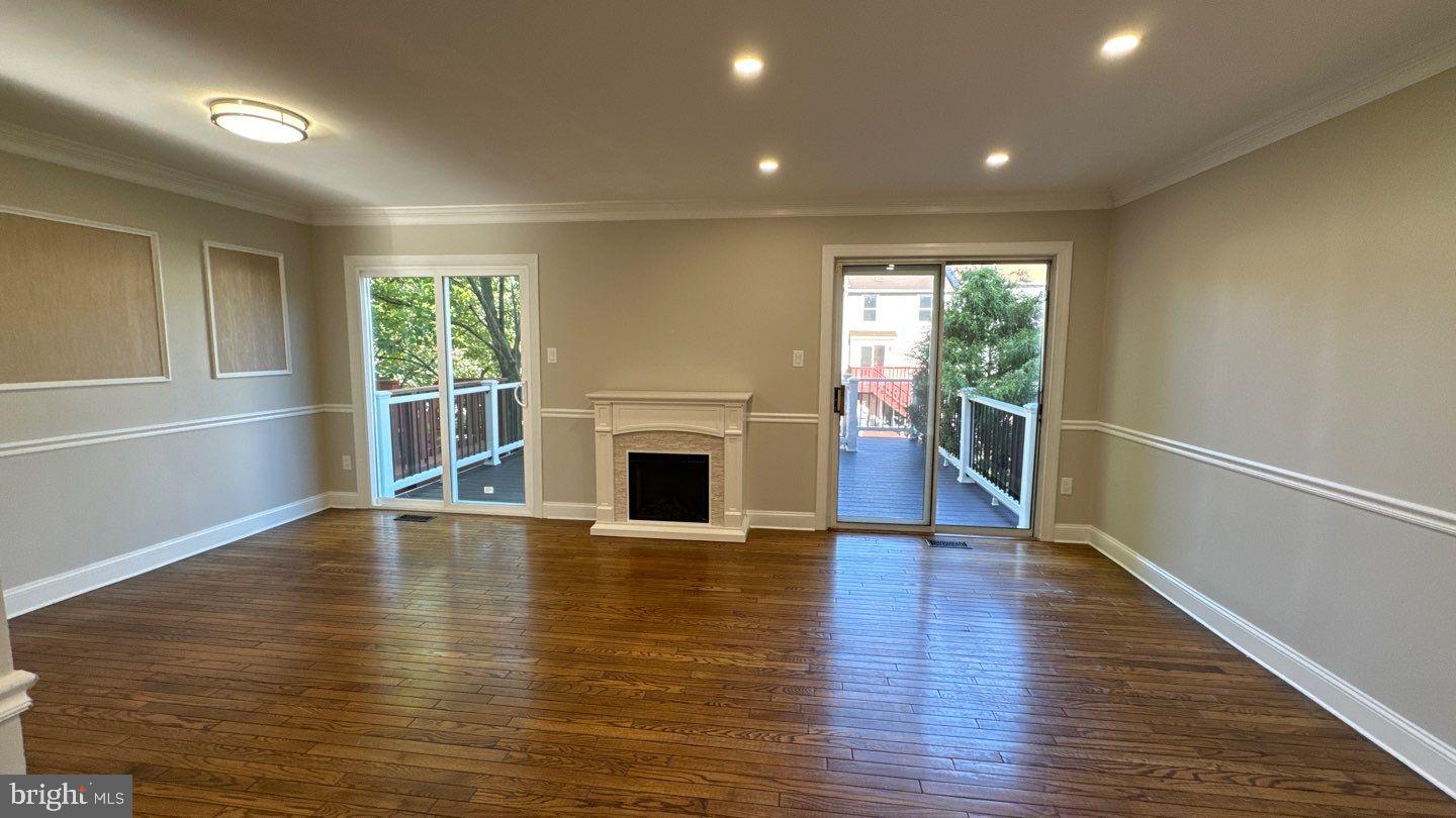 WOODLAND VILLAGE - Residential Lease