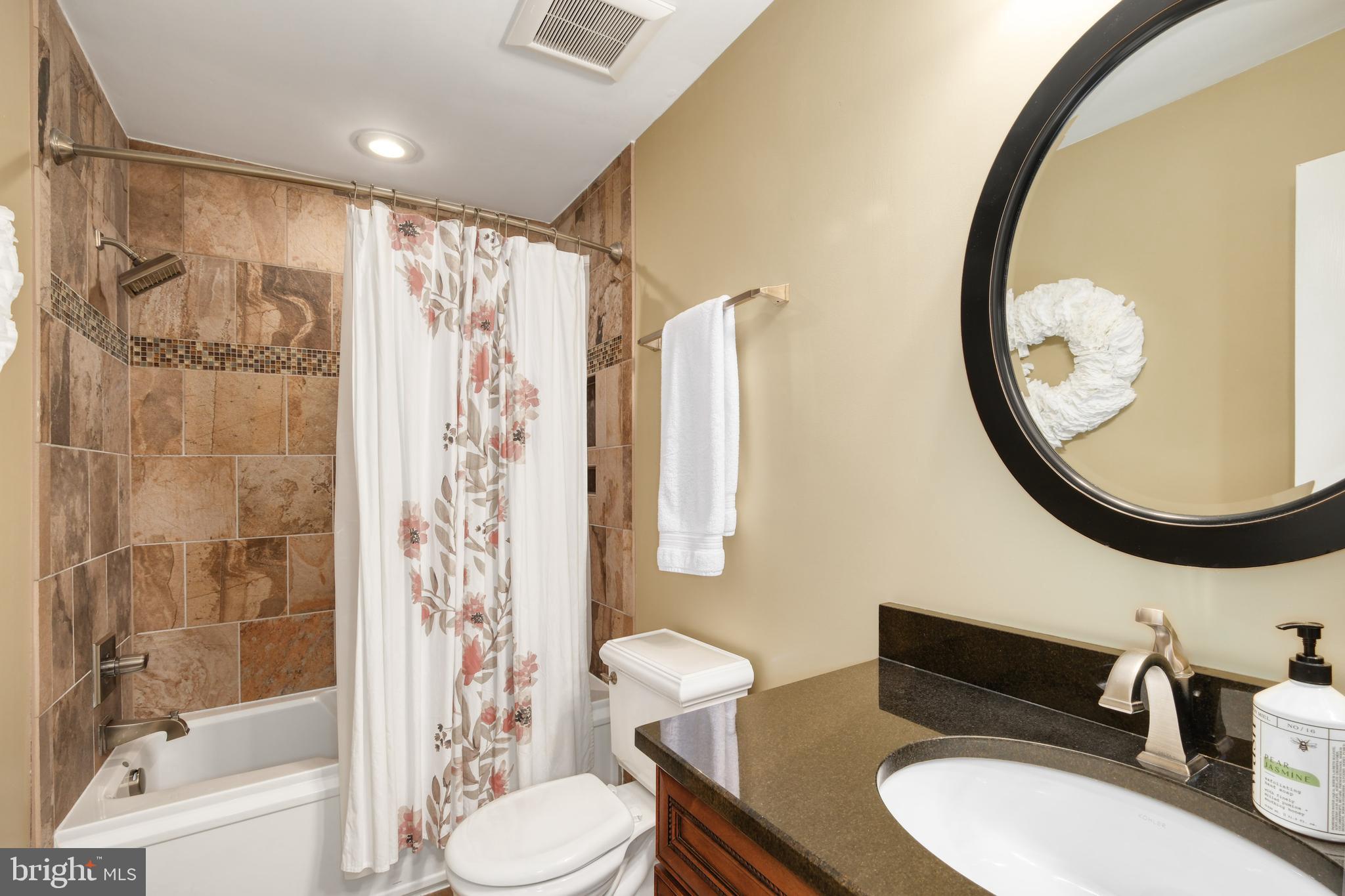 BARRINGTON - Residential