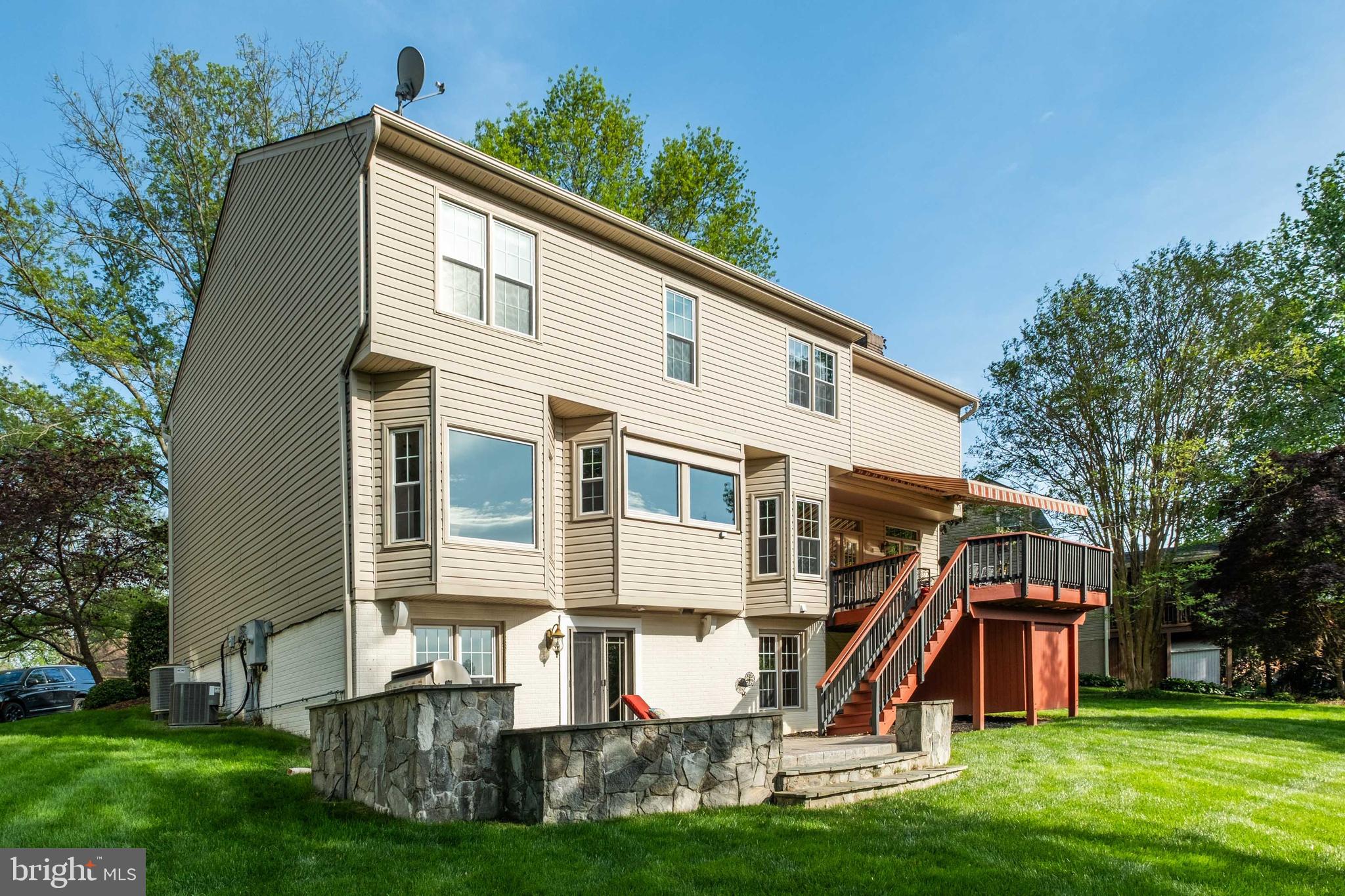 BARRINGTON - Residential