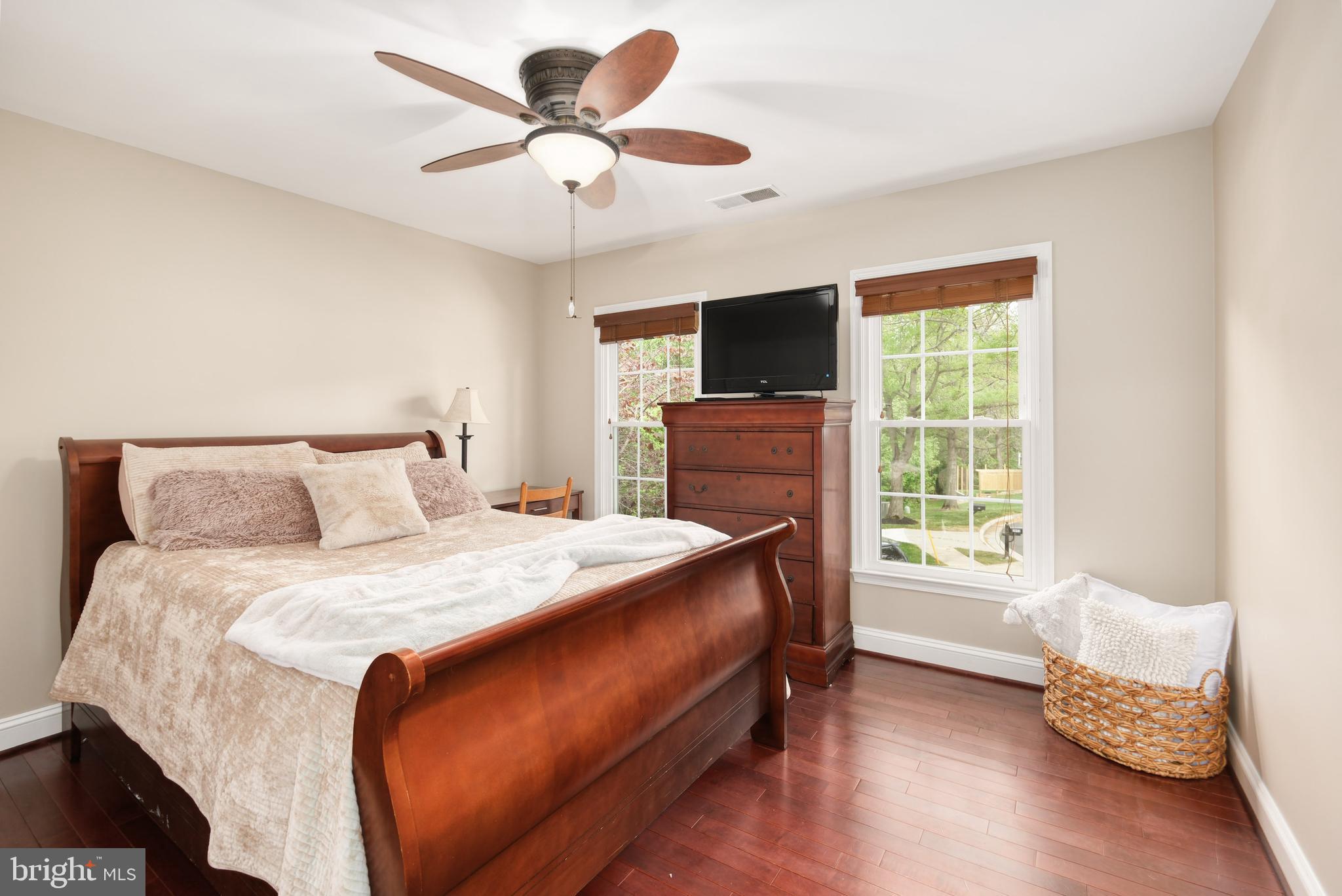 BARRINGTON - Residential