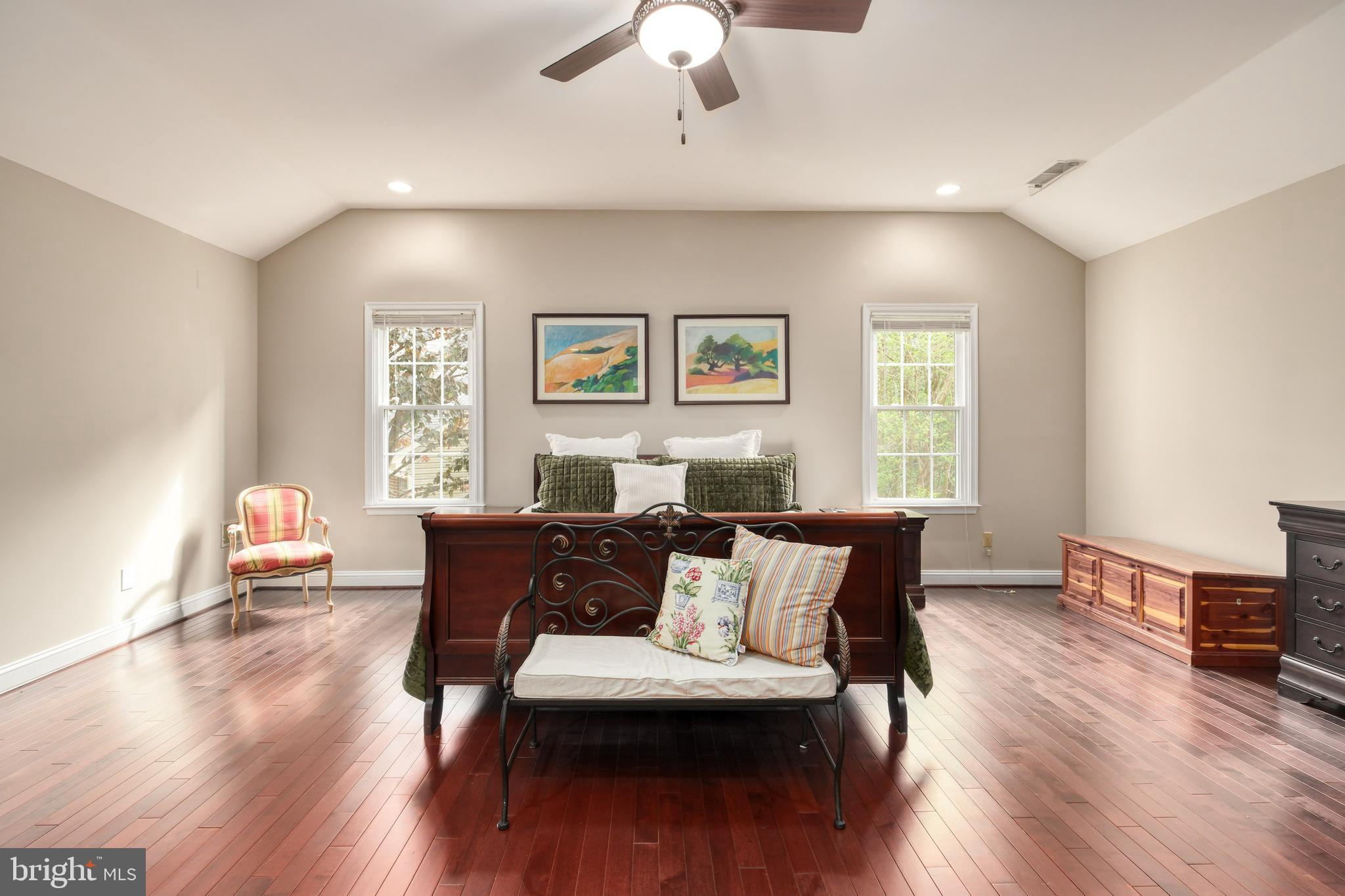 BARRINGTON - Residential