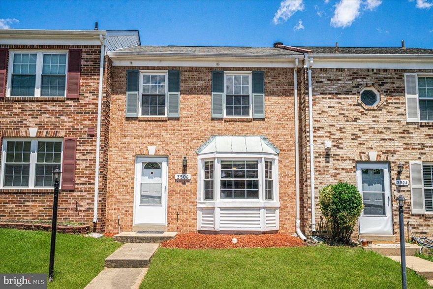 This brick townhome is conveniently located in Popular Beau Ridge Estates.  Updates to include: SS appliances, newer deck, granite countertops with subway tile backsplash, flooring on the main level, sliding glass door to the deck, insulated front door and windows.  This home is nice and open with a large bay window facing the front of the home.  Separate washer and dryer room on the main level. Country kitchen with access to the deck for grilling.  Fully fenced backyard with storage shed.  All this minutes to Wegmans, Potomac Mills Mall and great restaurants.