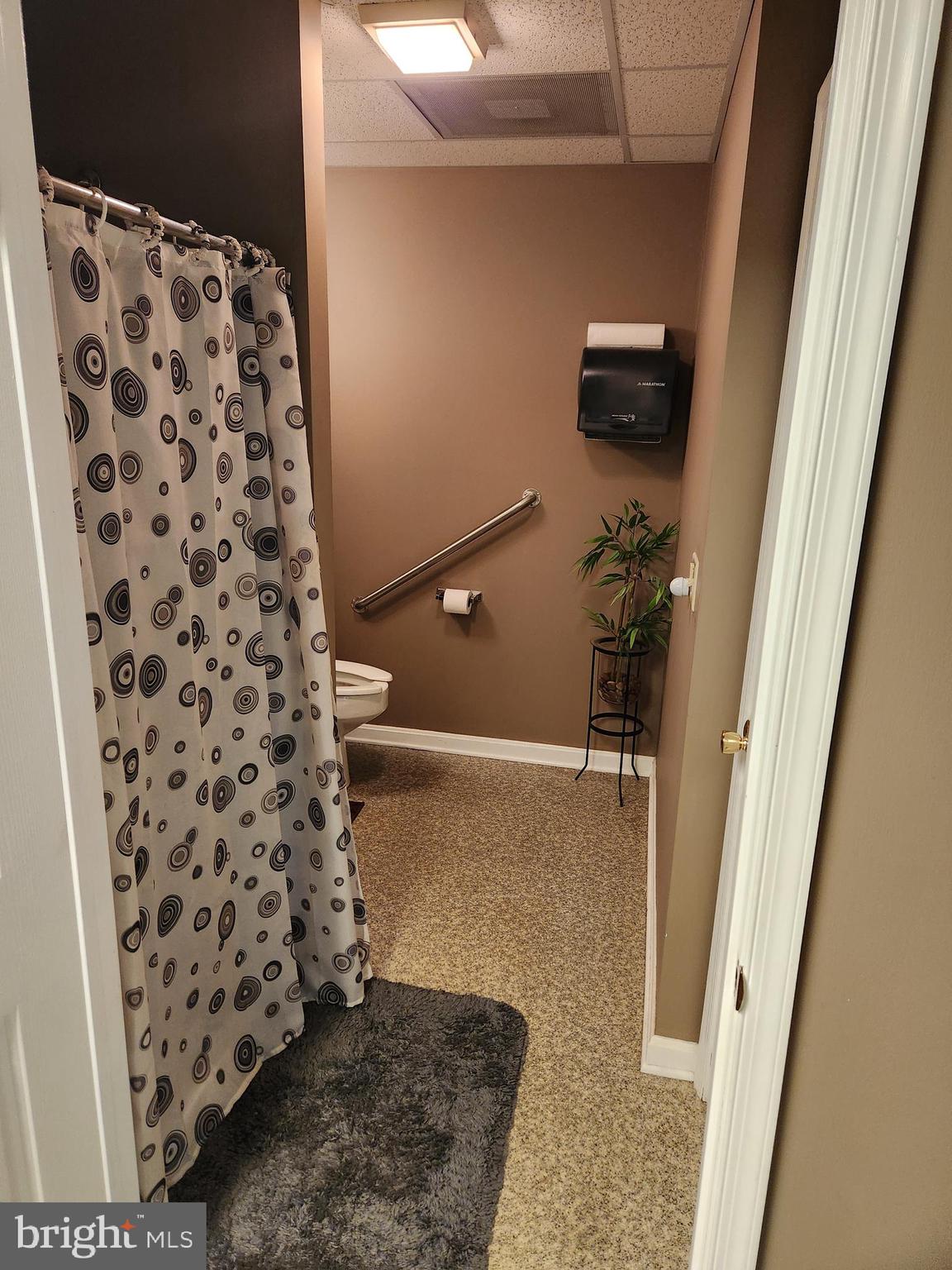 NONE AVAILABLE - Commercial Lease