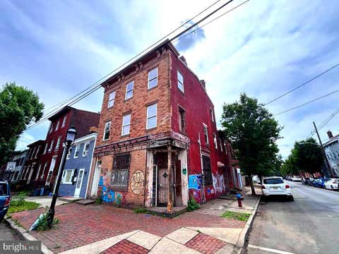 Photo of 201 Second St, TRENTON, NJ 08611 (MLS # NJME2080018)