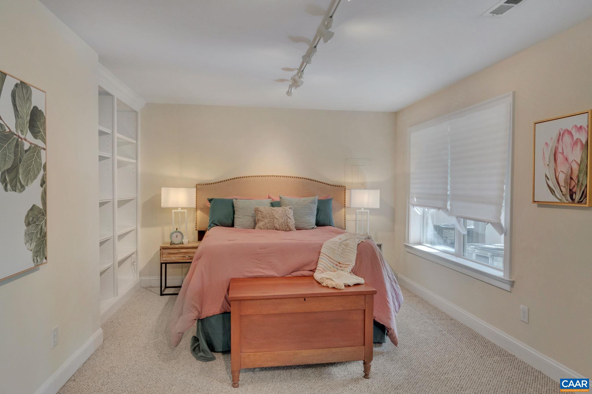 GLENWOOD STATION - Residential