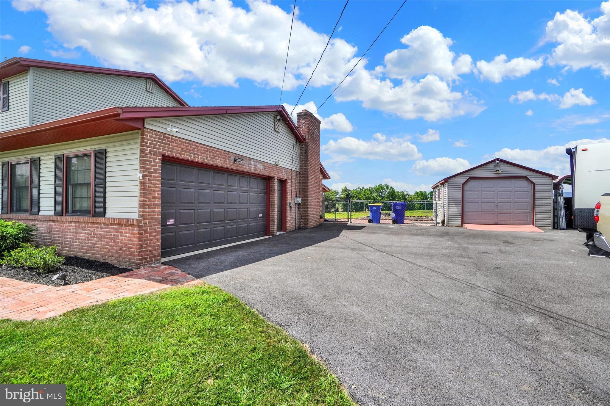 2005 ANDOVER DRIVE
