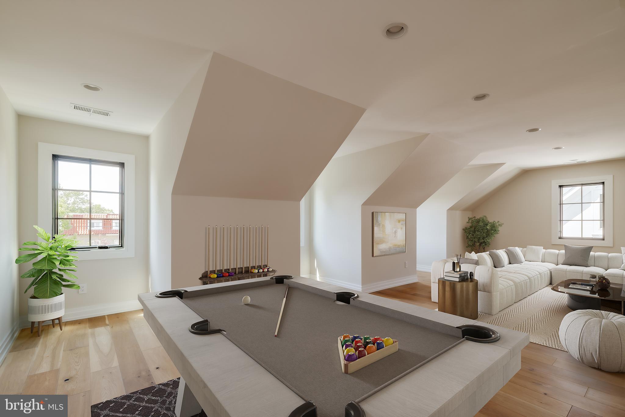 CLEVELAND PARK - Residential