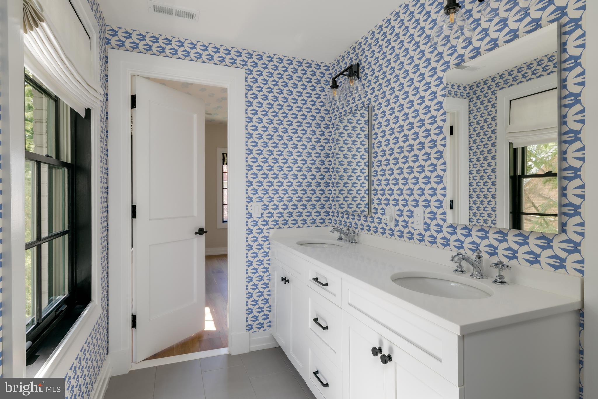 CLEVELAND PARK - Residential