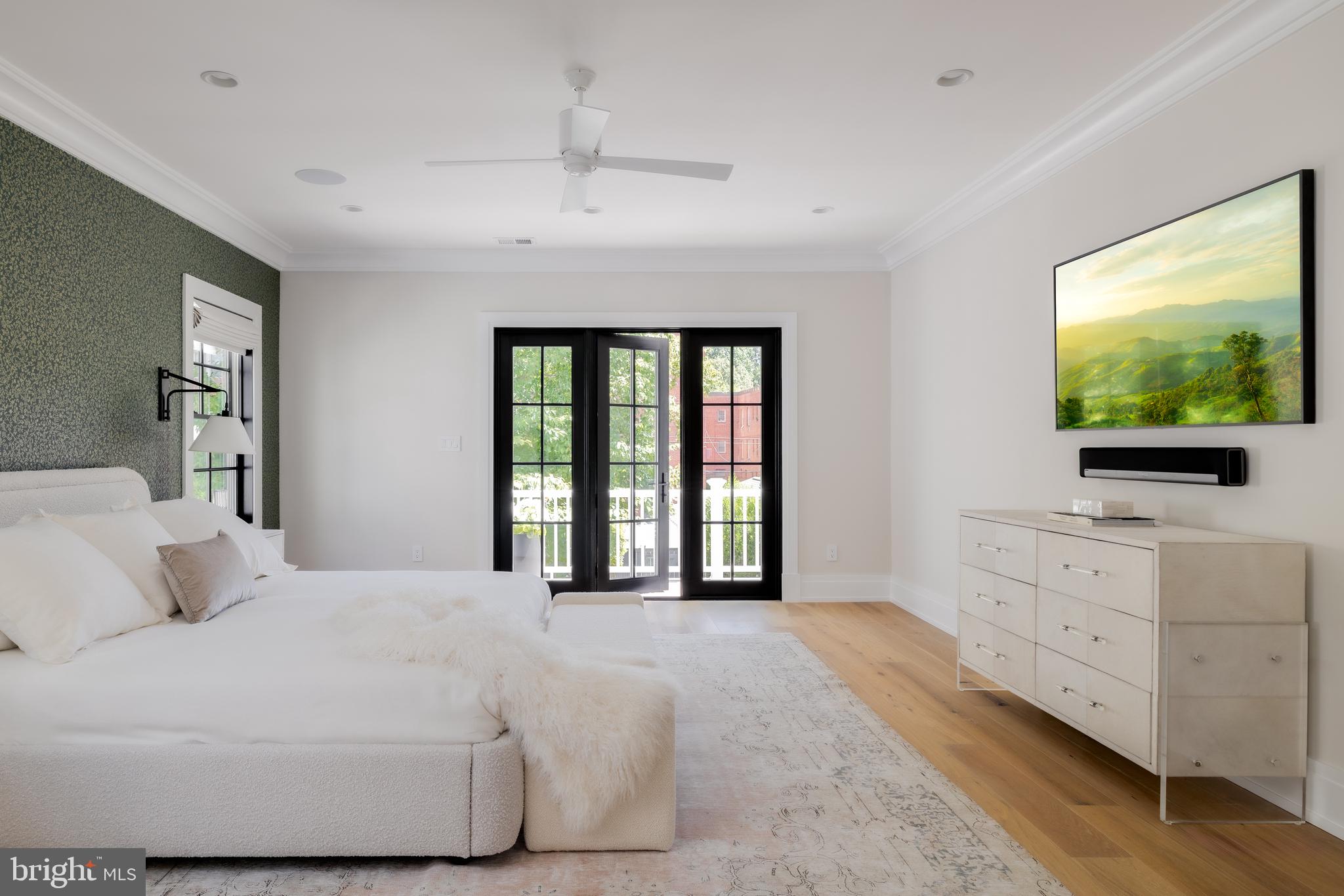 CLEVELAND PARK - Residential