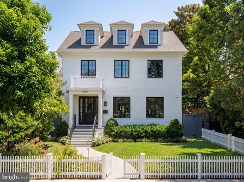 3117 38TH STREET NW WASHINGTON DC 20016