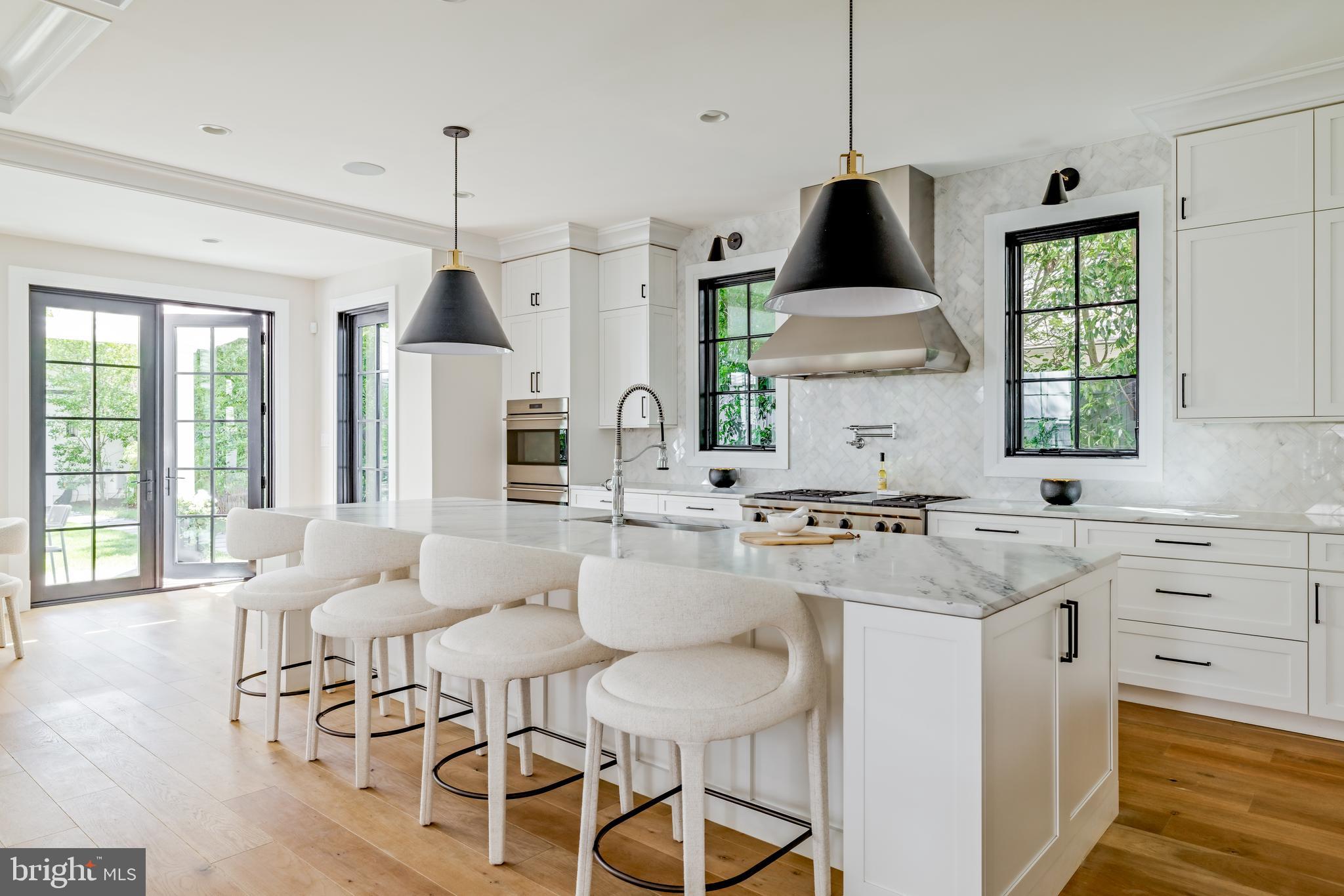 CLEVELAND PARK - Residential