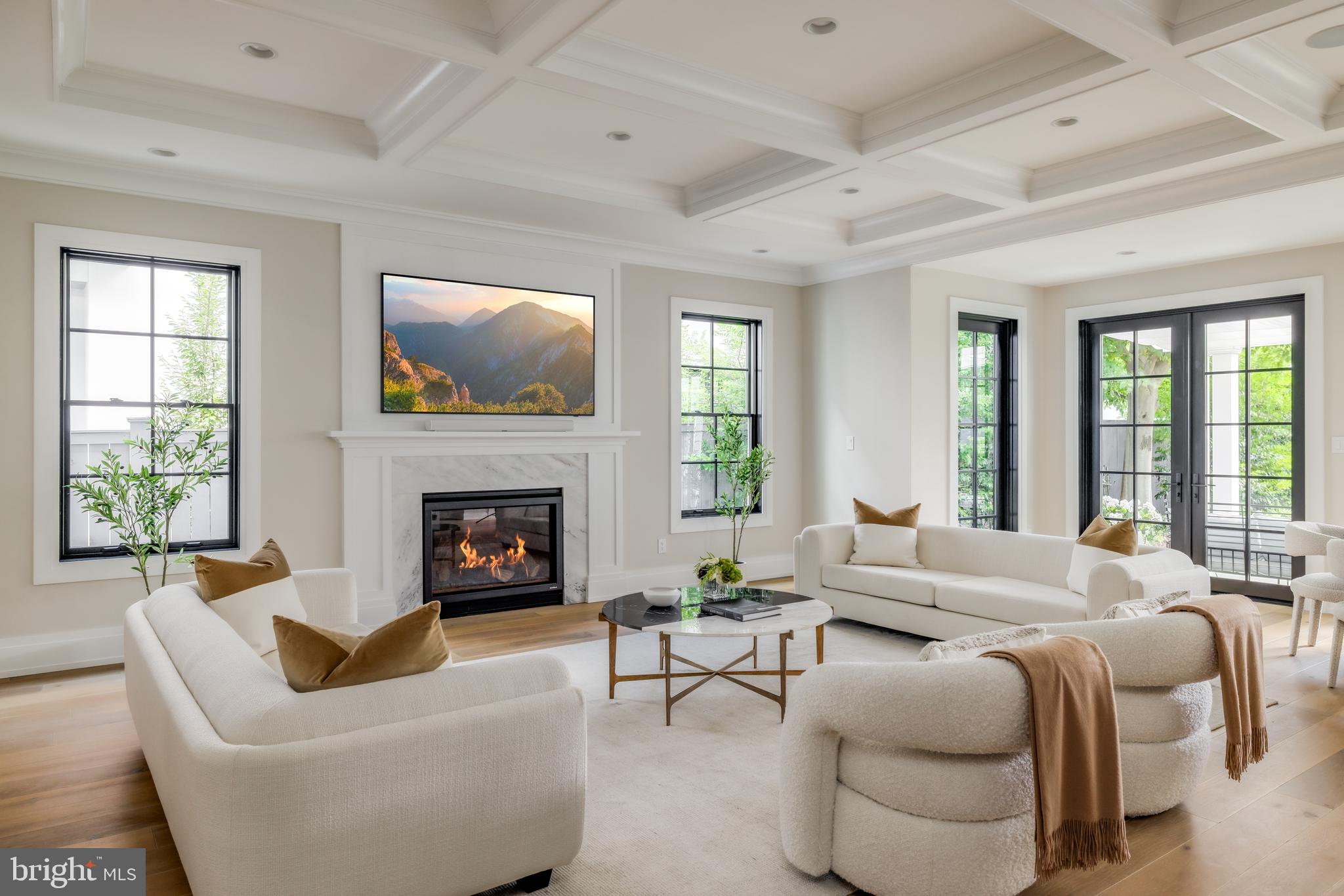 CLEVELAND PARK - Residential