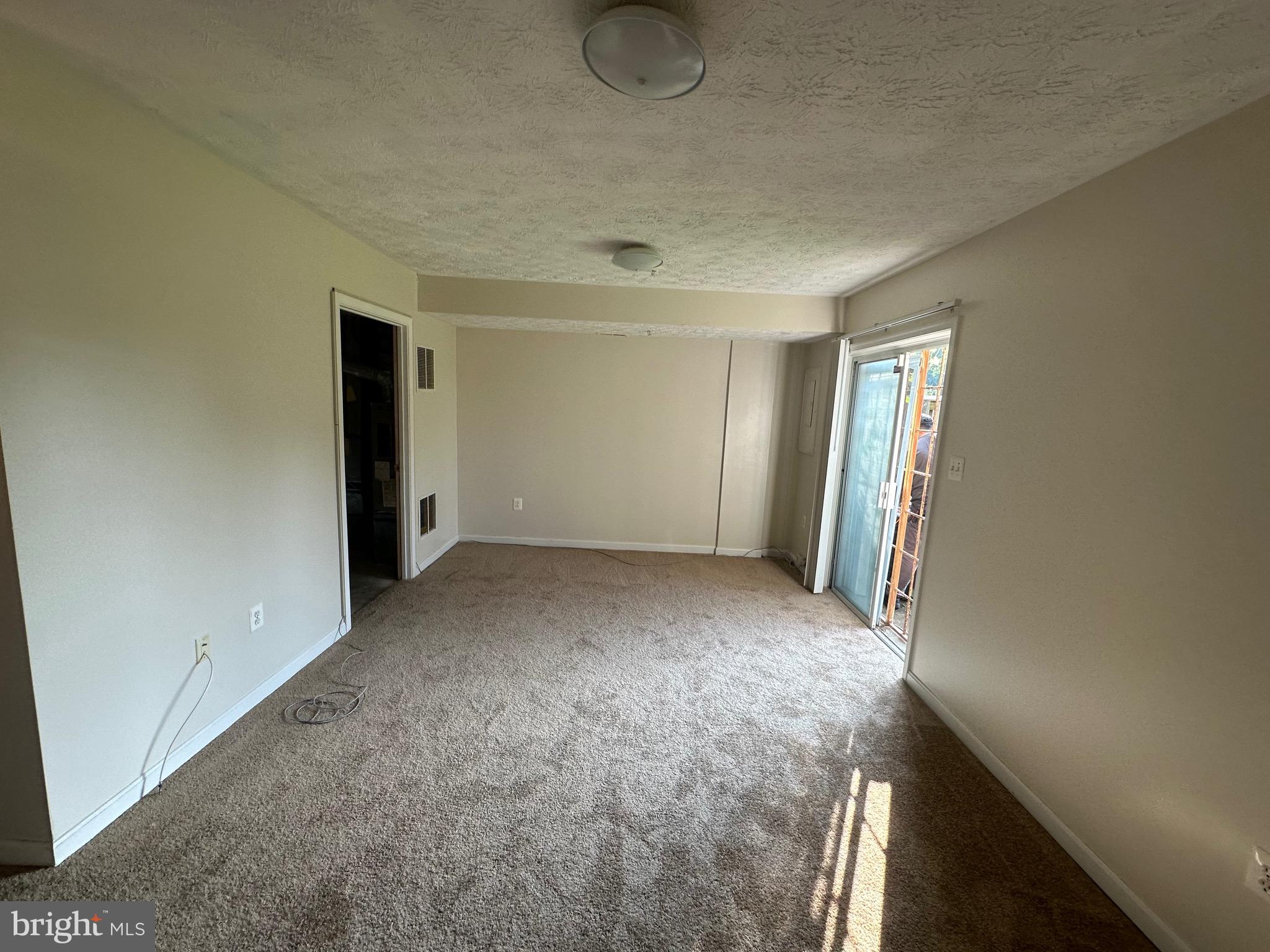 BONIWOOD - Residential Lease