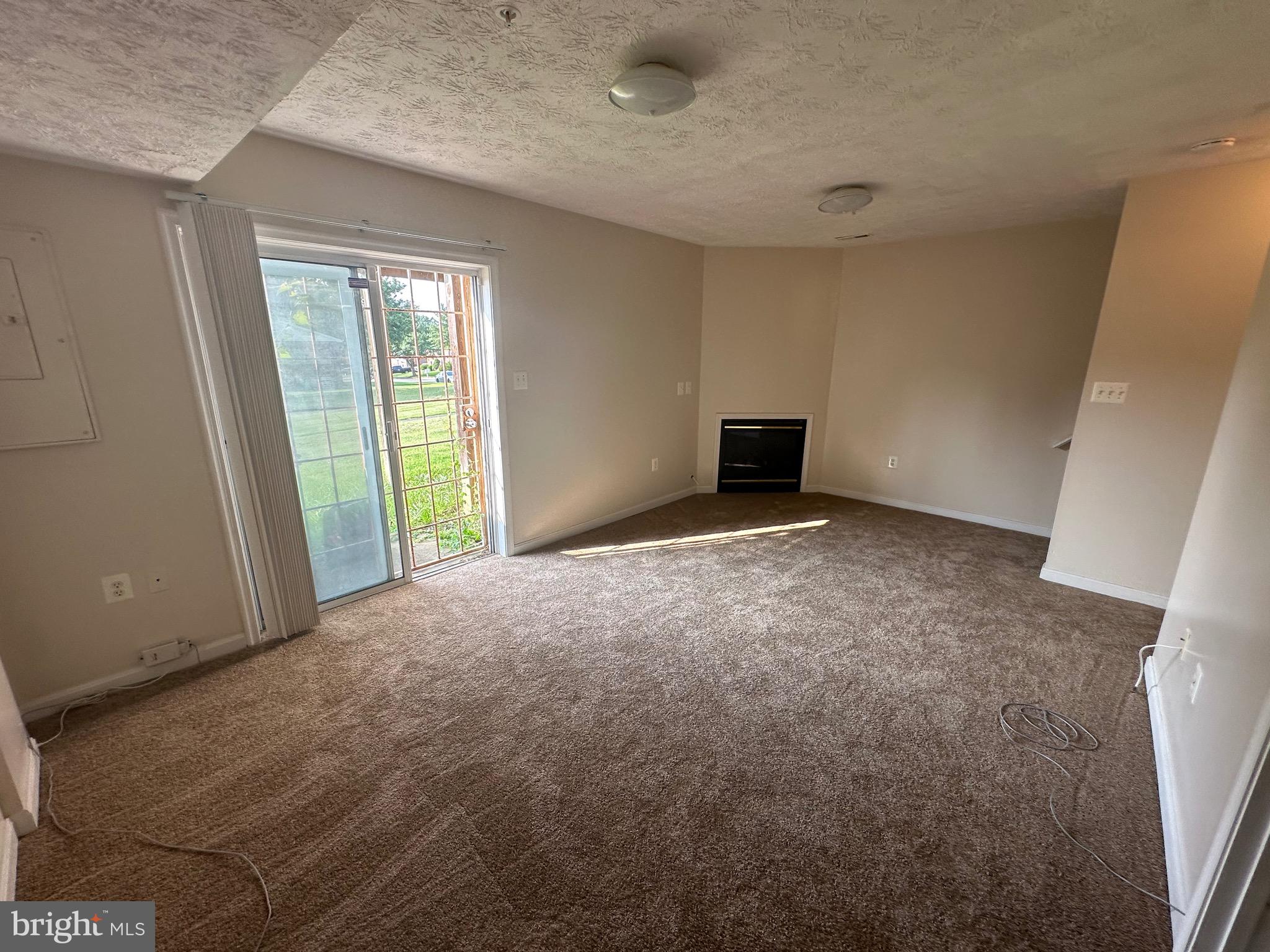 BONIWOOD - Residential Lease