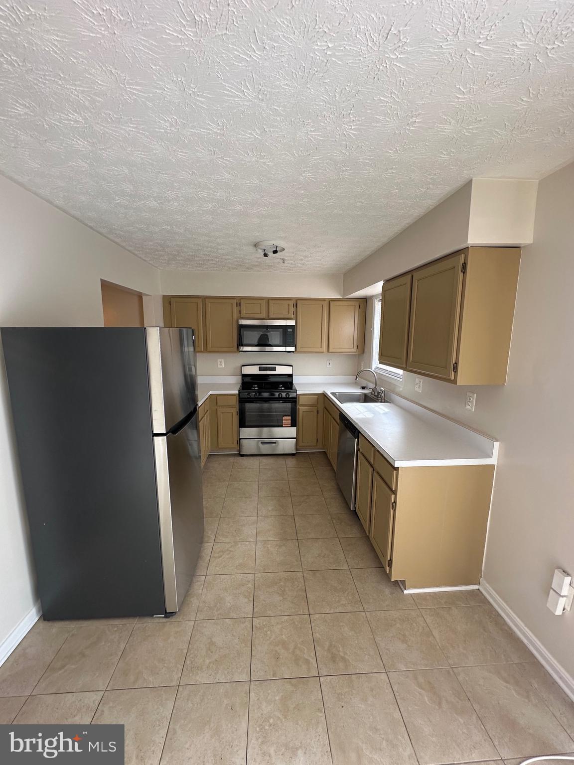 BONIWOOD - Residential Lease