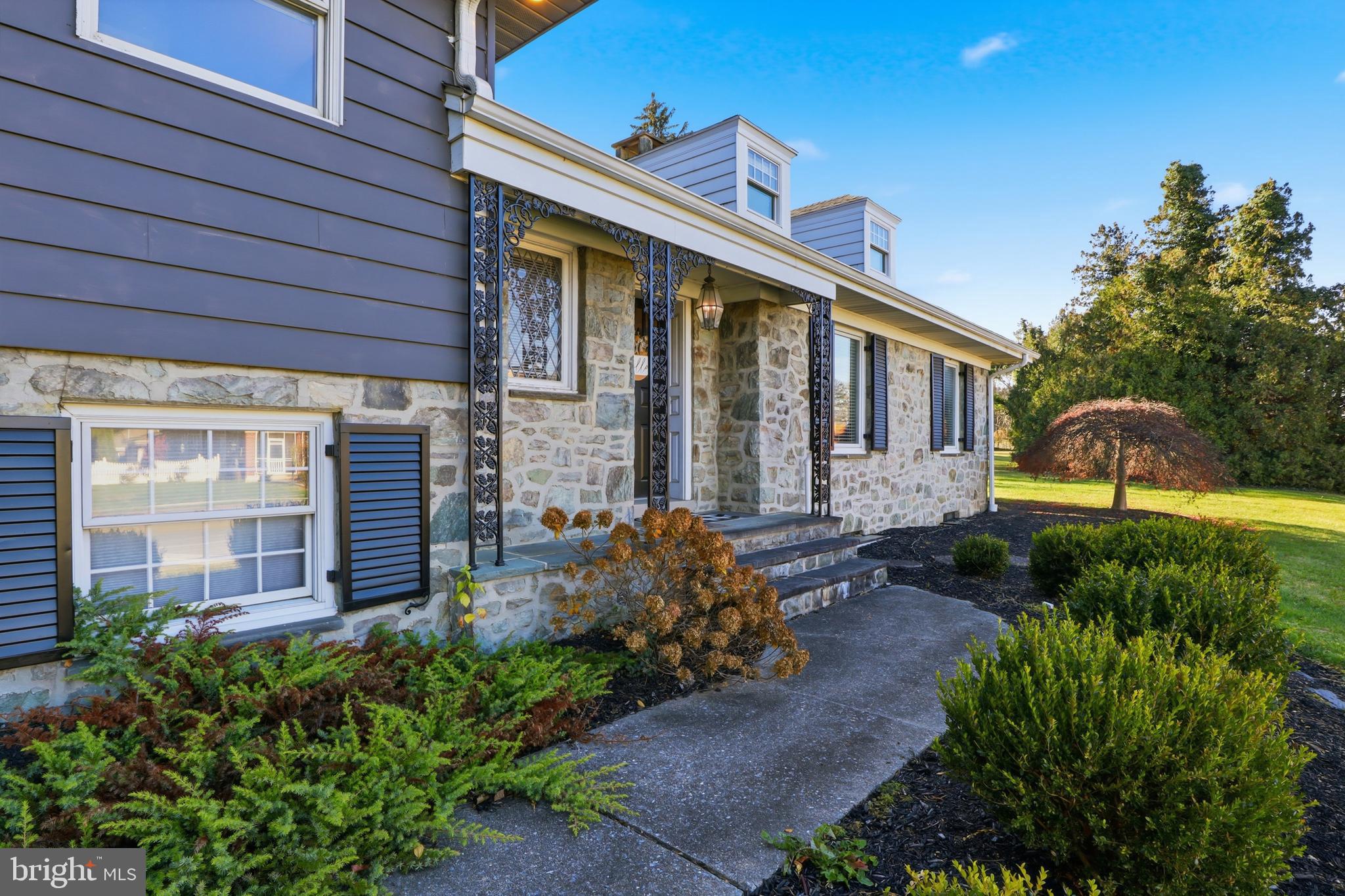 1000 SMALLBROOK LANE