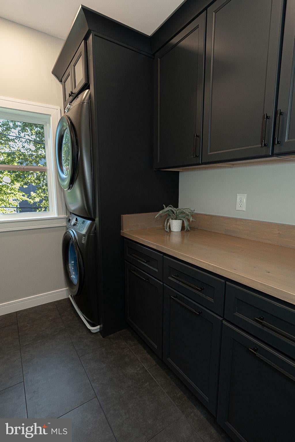 1105 Chester Rd, Baltimore, MD, 21220, USA, 5 Bedrooms Bedrooms, ,4 BathroomsBathrooms,Residential,Active,1105 Chester Rd,MDBC2139124