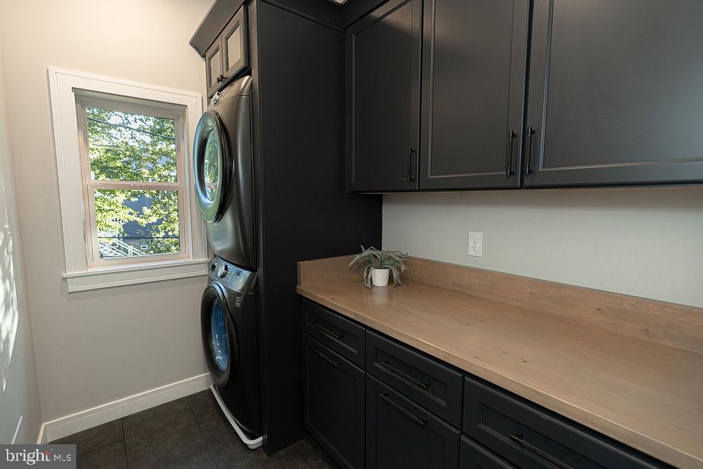 1105 Chester Rd, Baltimore, MD, 21220, USA, 5 Bedrooms Bedrooms, ,4 BathroomsBathrooms,Residential,Active,1105 Chester Rd,MDBC2139124