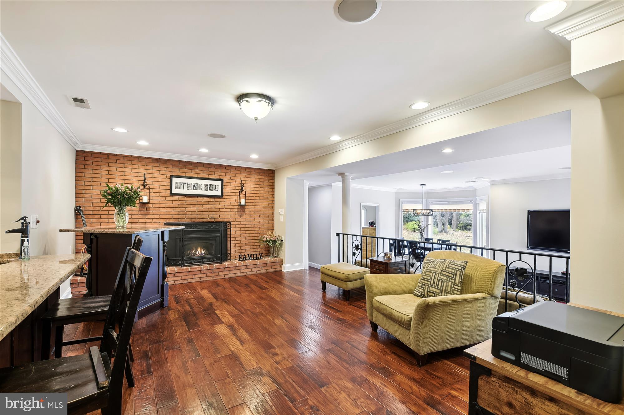 STRATFORD - Residential