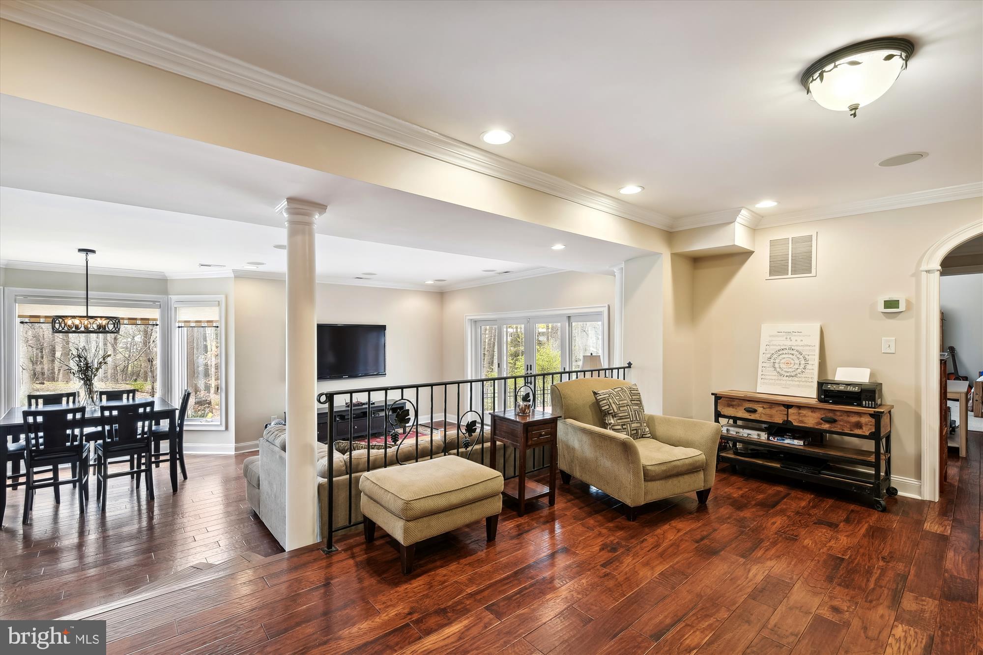 STRATFORD - Residential