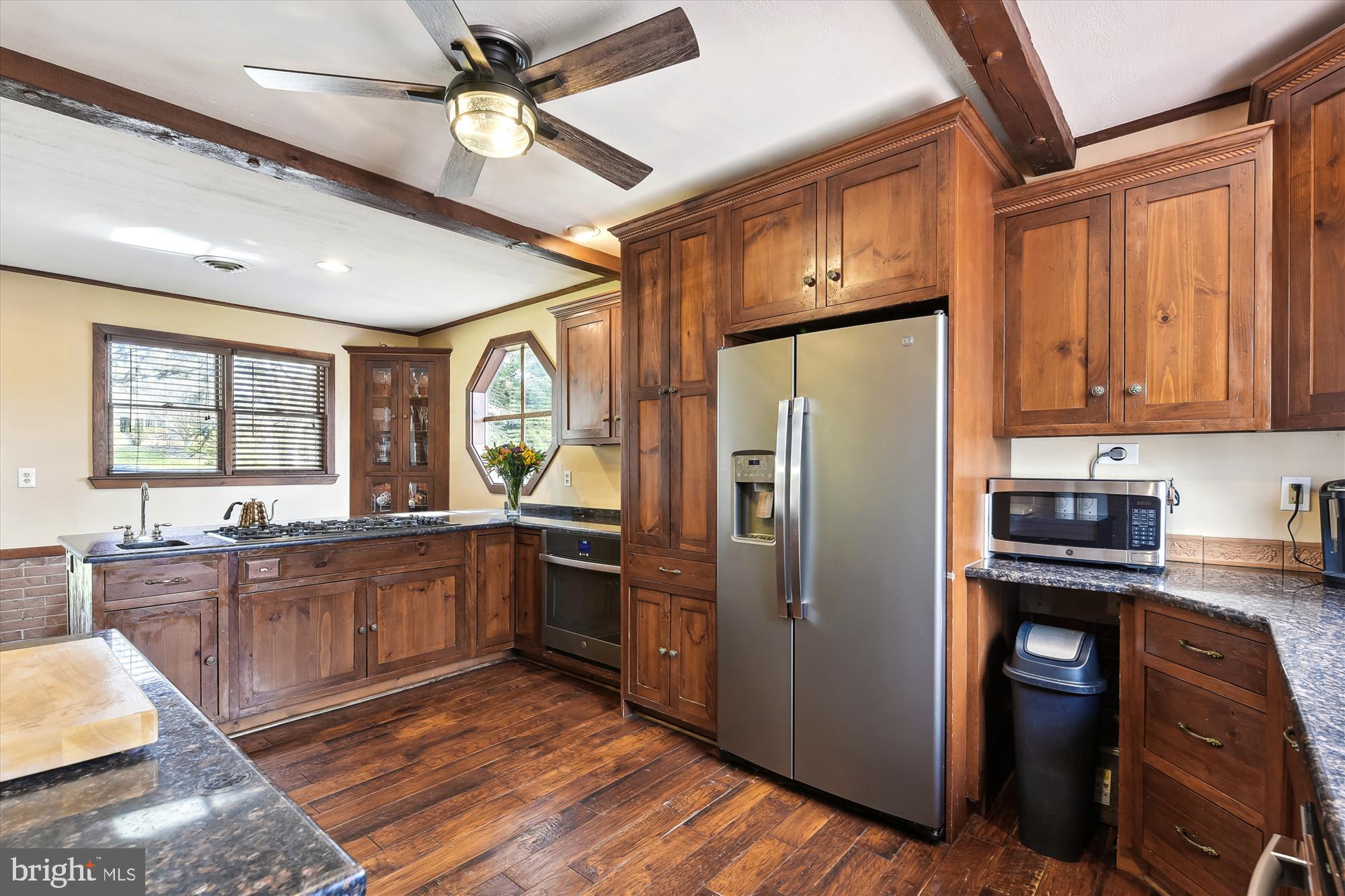 STRATFORD - Residential