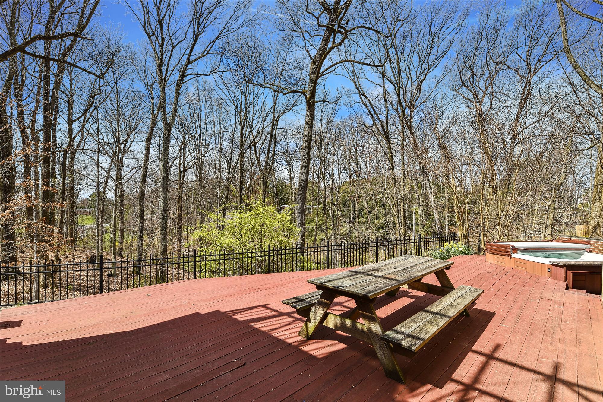 STRATFORD - Residential