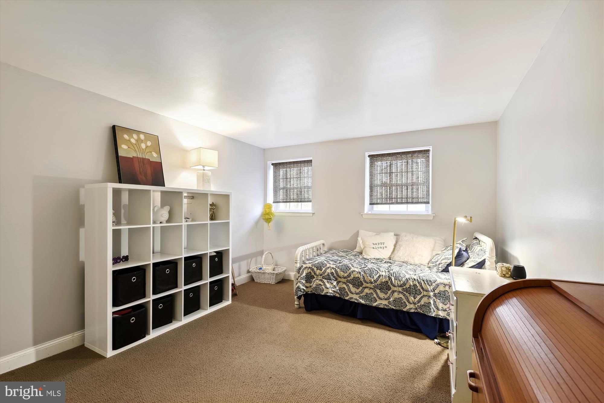 STRATFORD - Residential