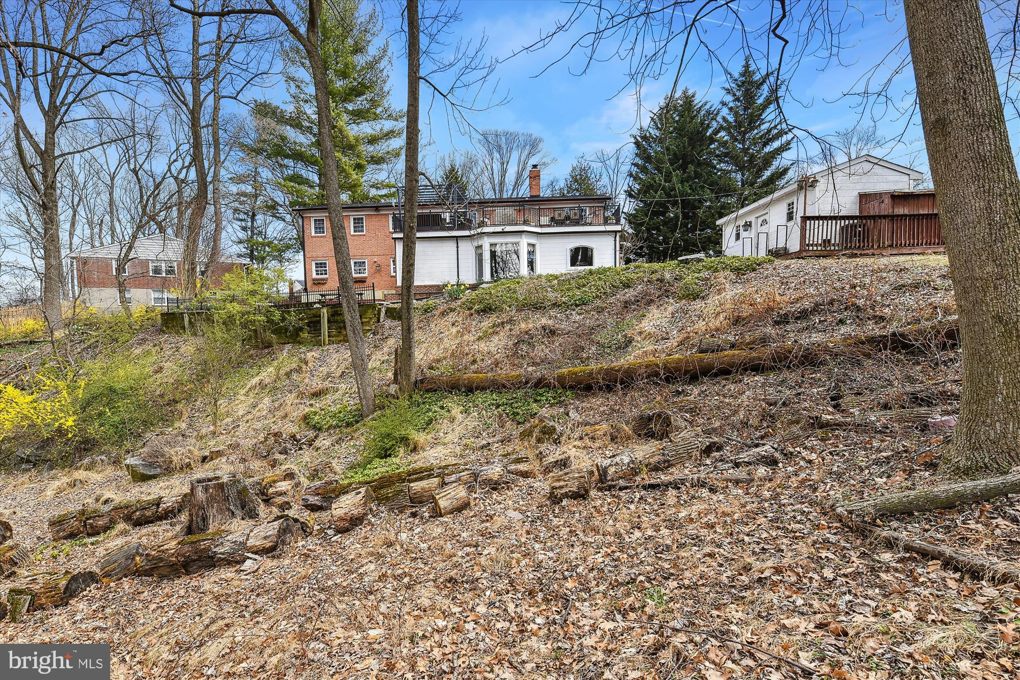 STRATFORD - Residential