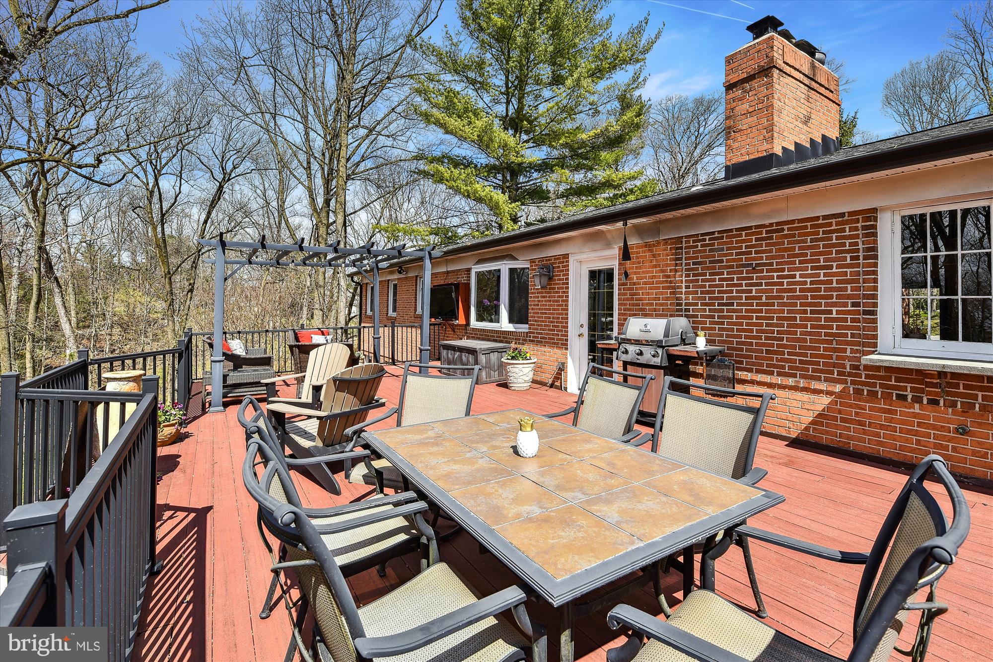 STRATFORD - Residential