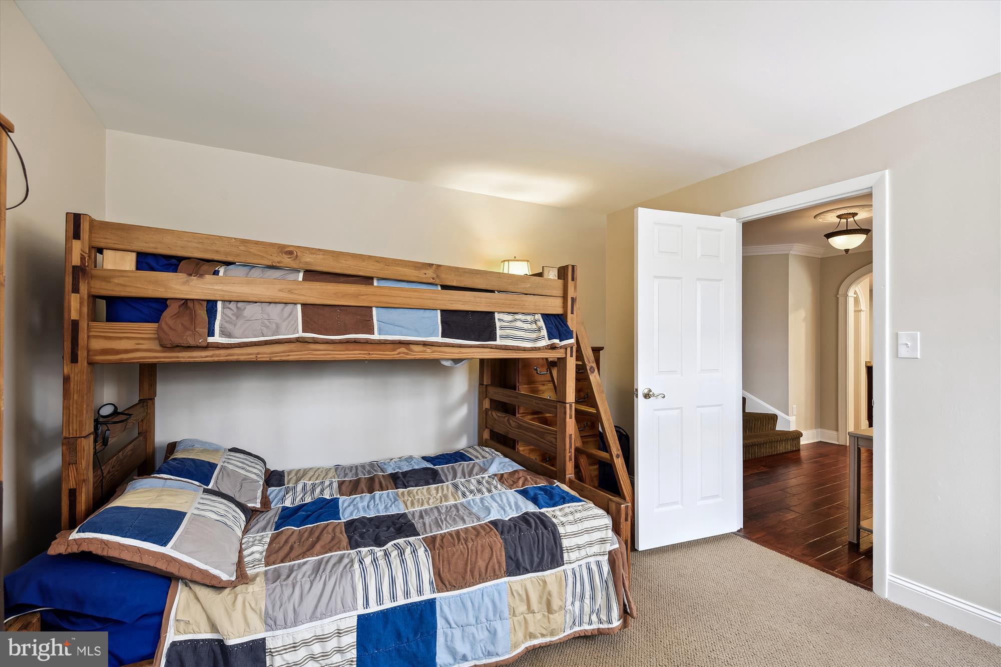 STRATFORD - Residential