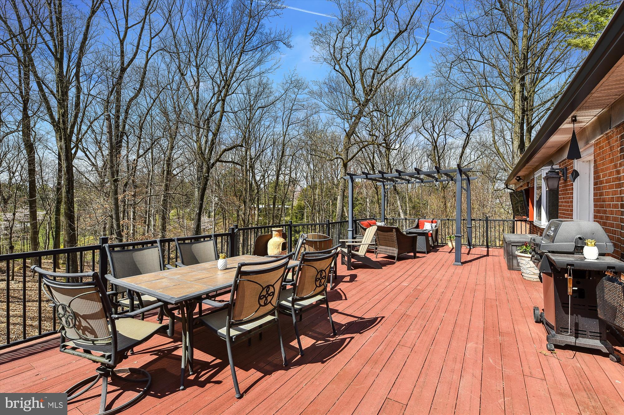 STRATFORD - Residential