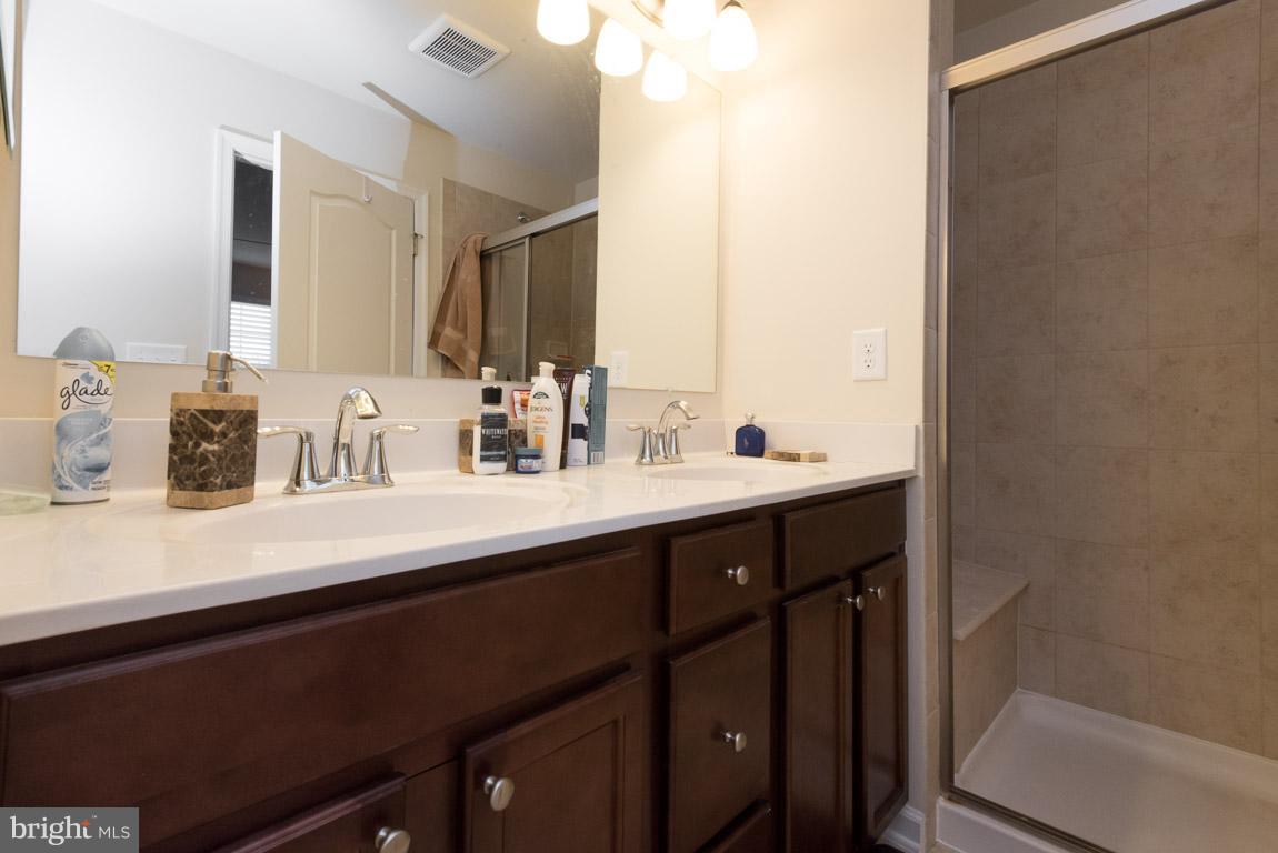 BLUE STREAM - Residential