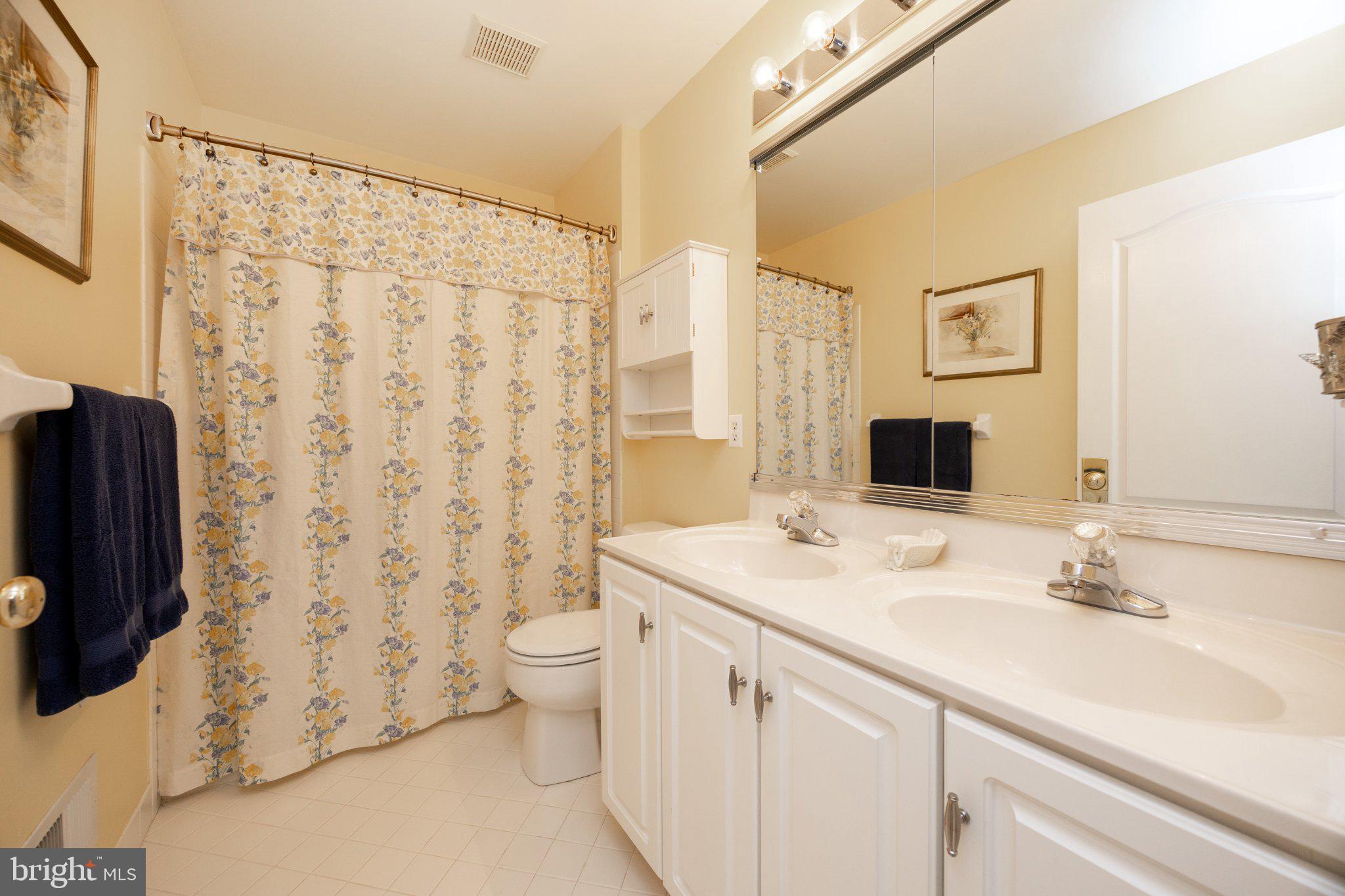 KNOLLS OF BIRMINGH - Residential