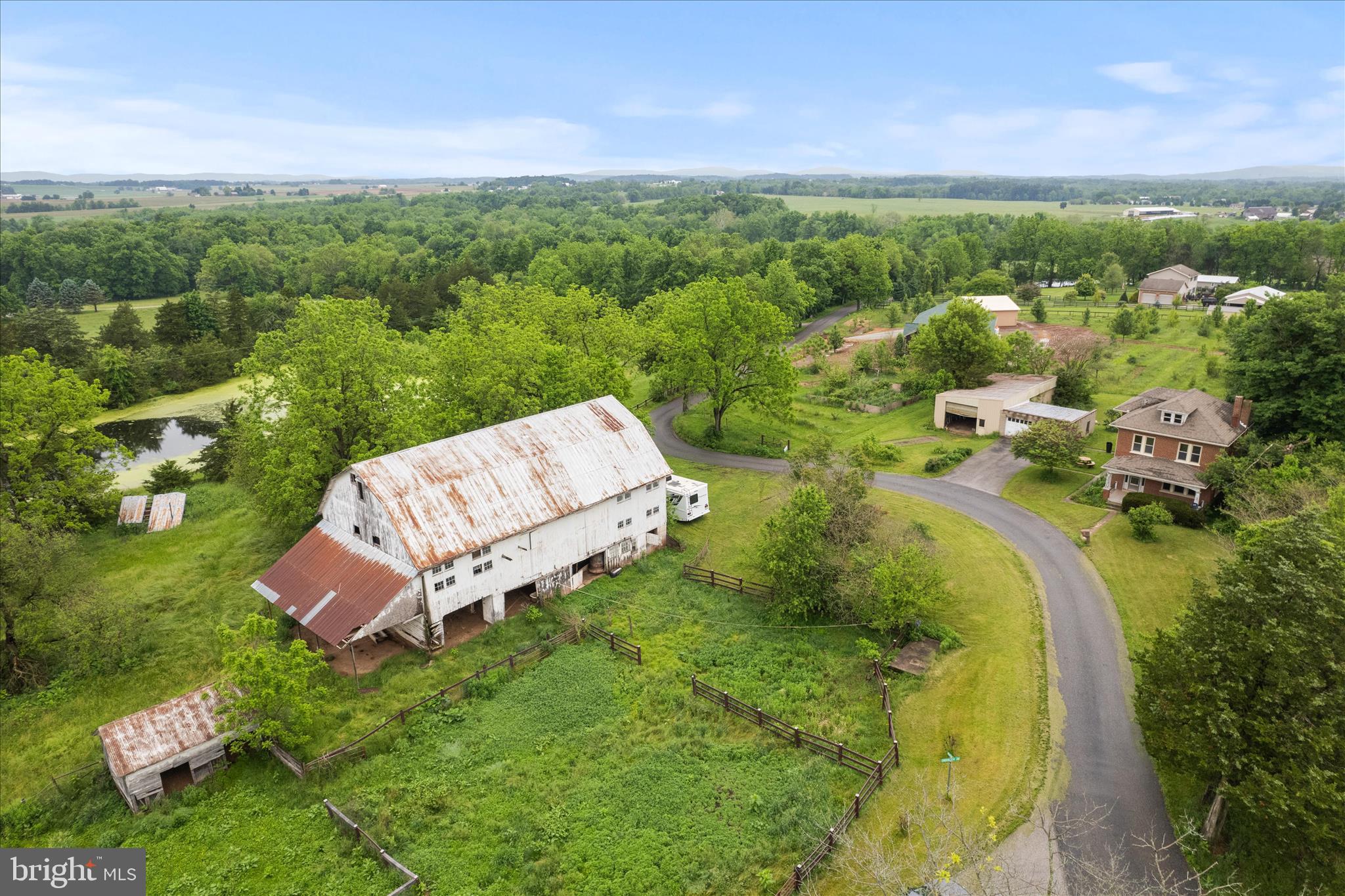 355 WINDING LANE