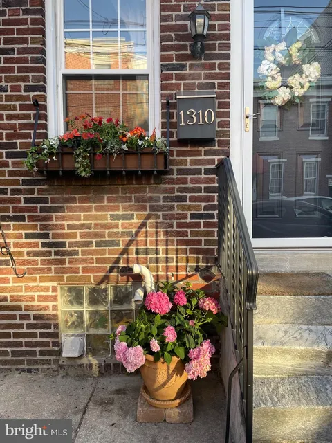 1310 E Berks Street, Philadelphia, PA 19125 - #: PAPH2448626