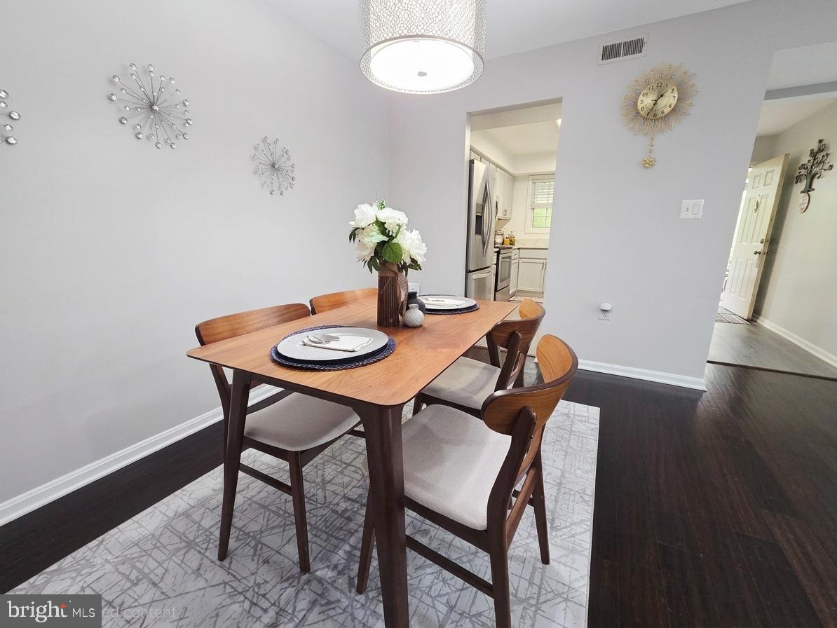 ROLLINGWOOD - Residential
