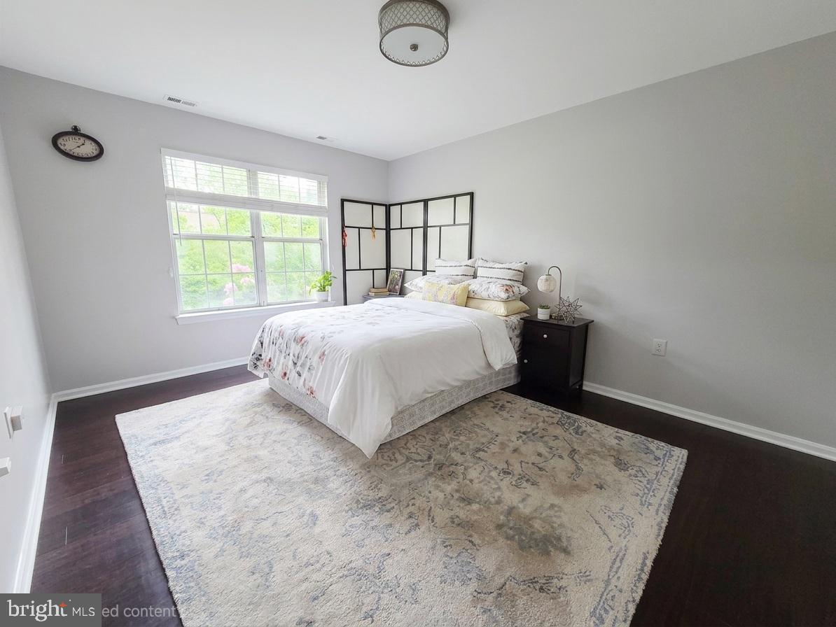 ROLLINGWOOD - Residential
