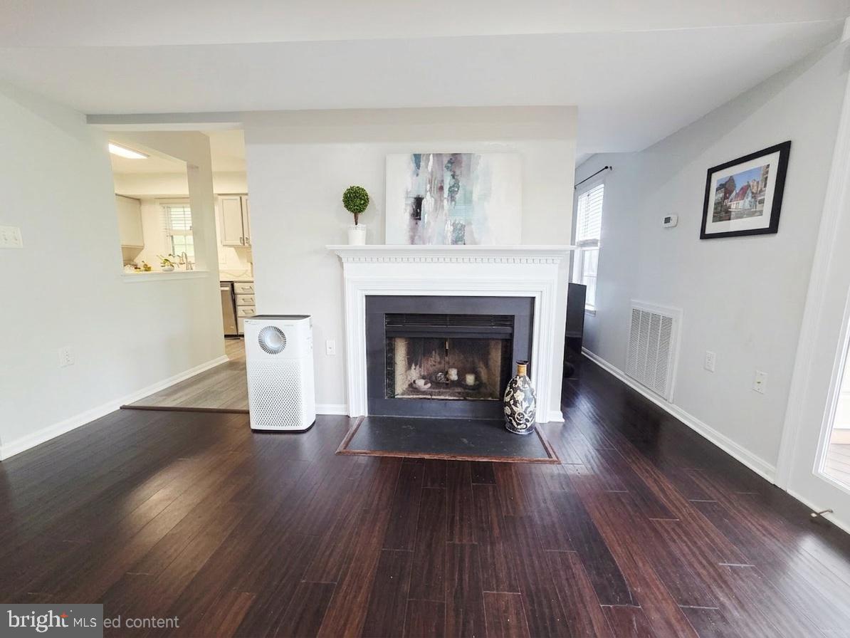 ROLLINGWOOD - Residential