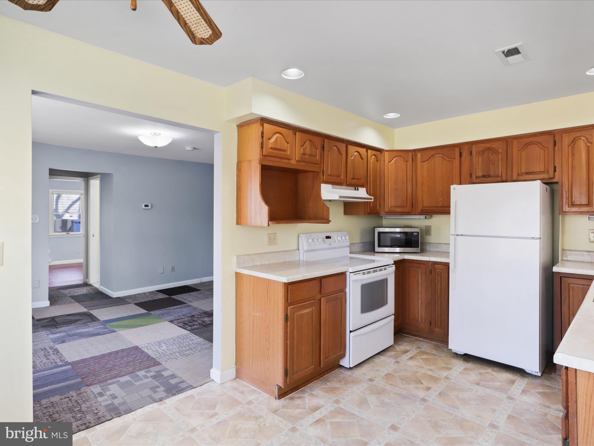 HYBLA VALLEY FARMS - Residential Lease