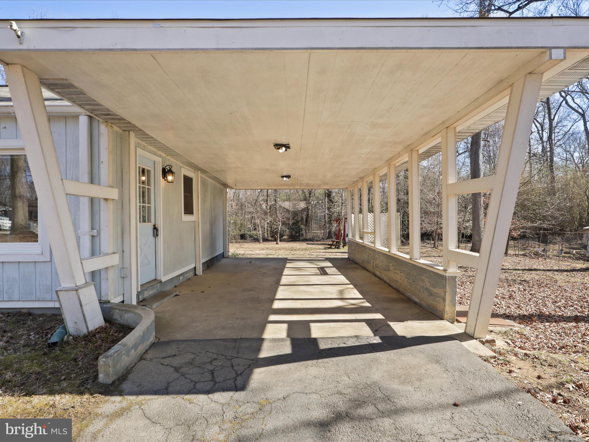 HYBLA VALLEY FARMS - Residential Lease