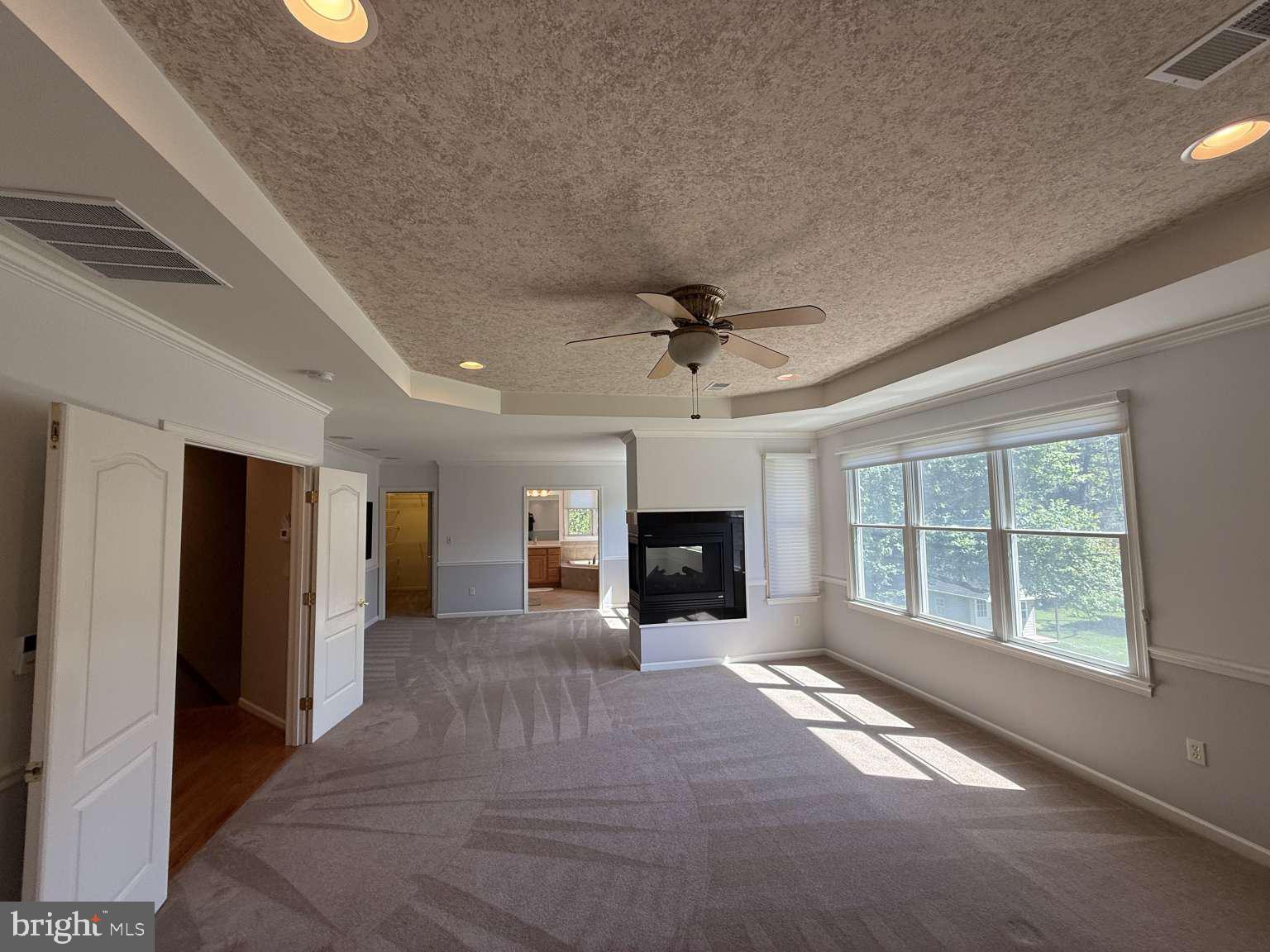 HICKORY MEADOW - Residential