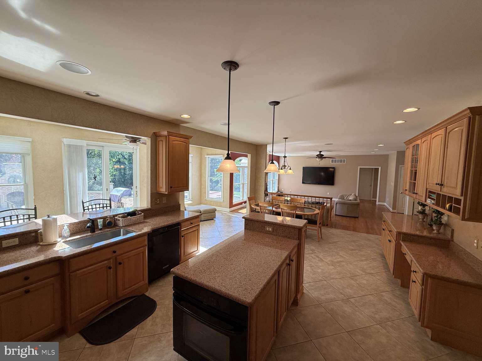 HICKORY MEADOW - Residential
